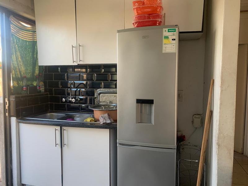 5 Bedroom Property for Sale in Russels Rest Western Cape